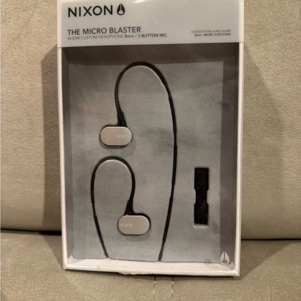 Nixon Micro Blaster In-Ear Headphones - Black